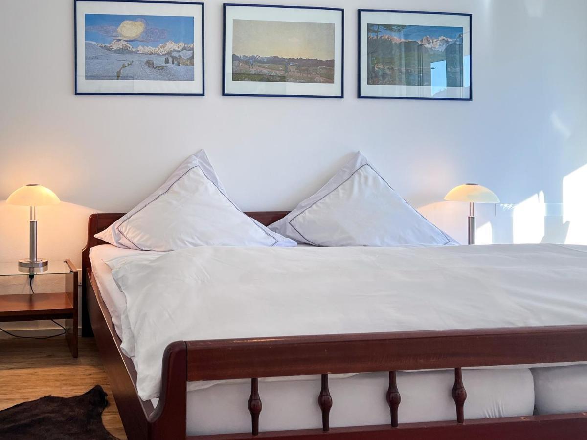 Ferienwohnung Designer Küche - Südbalkon - TG-Stellplatz - WLAN St. Moritz Exterior foto